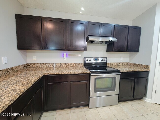 Building Photo - 4447 Oak Moss Loop