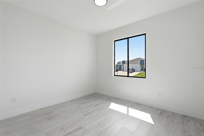 Building Photo - 8472 Agate St