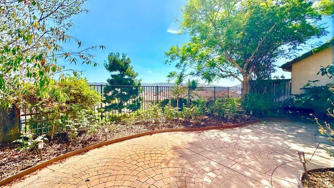 Building Photo - Beautifully Updated and Upgraded Two-Story in Bonsall, Water/Trash/Landscaping Included in Rent, ...