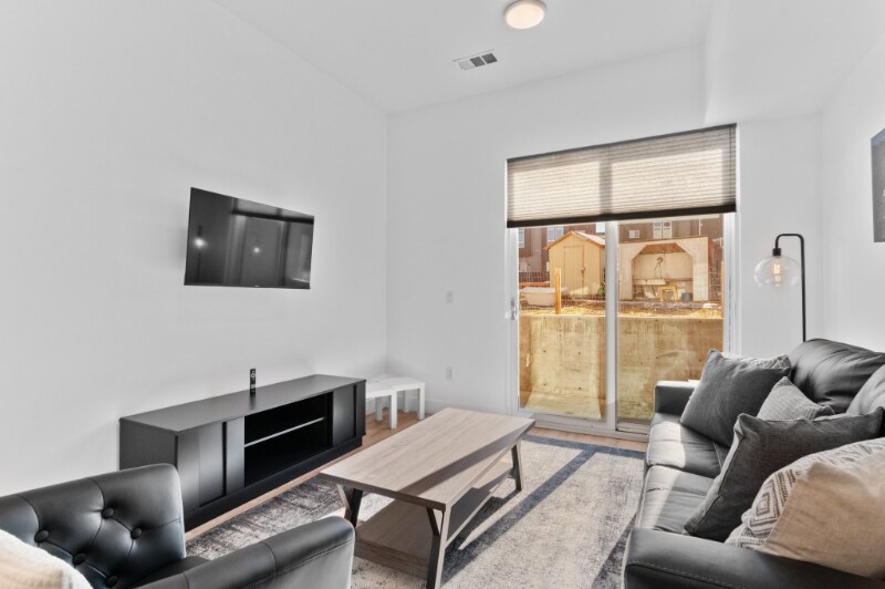 Building Photo - 2876 W 53rd Ave
