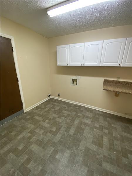 Building Photo - 15 Beaver Run Dr