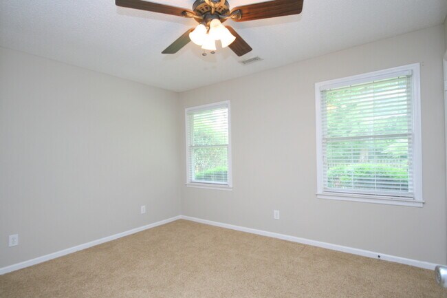 Building Photo - 132 Bibb Dr