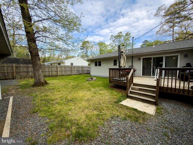 Building Photo - 307 Pemberton Blvd