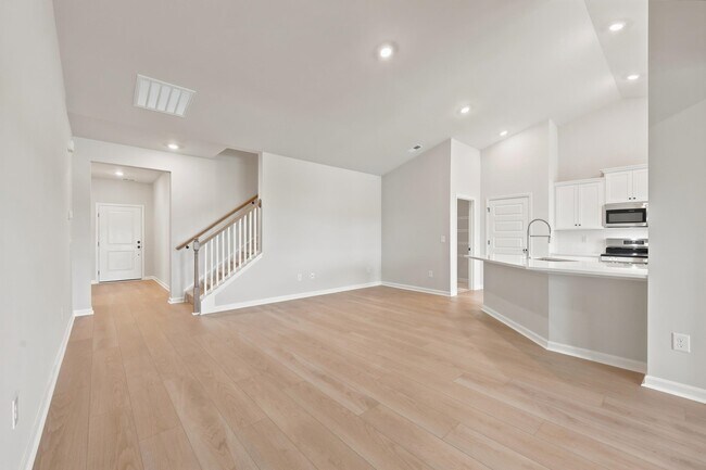Building Photo - 334 Kindred Spirits Dr
