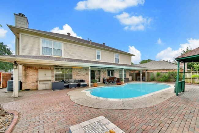 Building Photo - 3006 Mesquite Dr