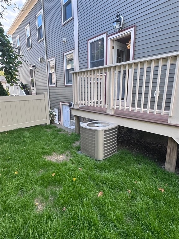 Building Photo - 14 Whitford St