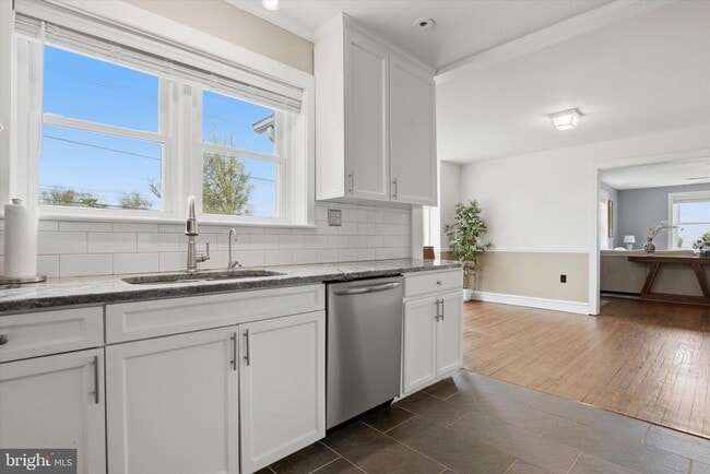 Building Photo - 713 S Towamencin Ave