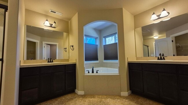 Building Photo - Come see this newly renovated home!