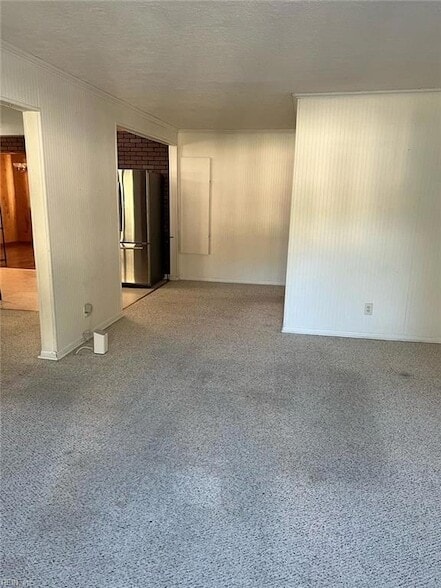 Building Photo - 4556 Dora Cir