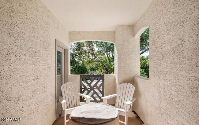 Building Photo - 9550 E Thunderbird Rd