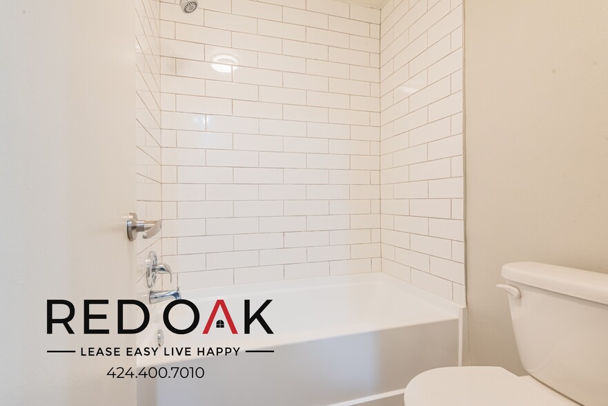 Building Photo - 1200 N Olive Dr