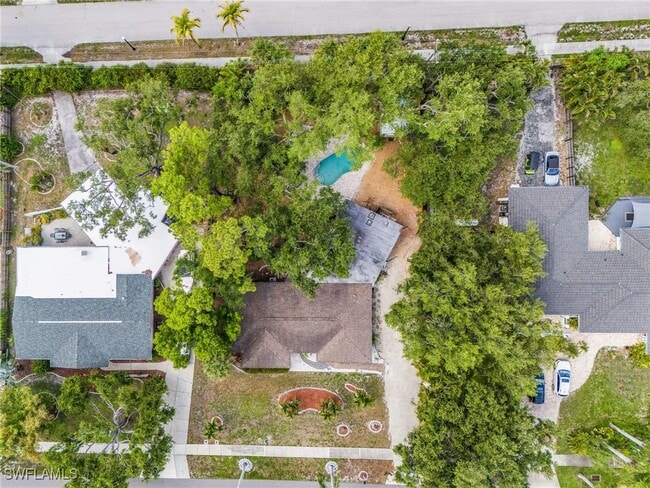 Building Photo - 1340 Braman Ave