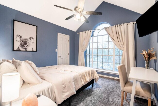 Building Photo - 7418 Lake Livingston Dr