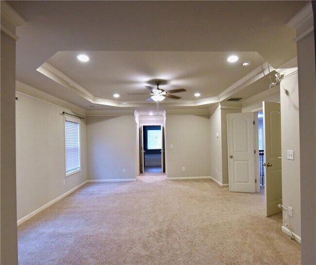 Building Photo - 4358 Mantova Dr NE