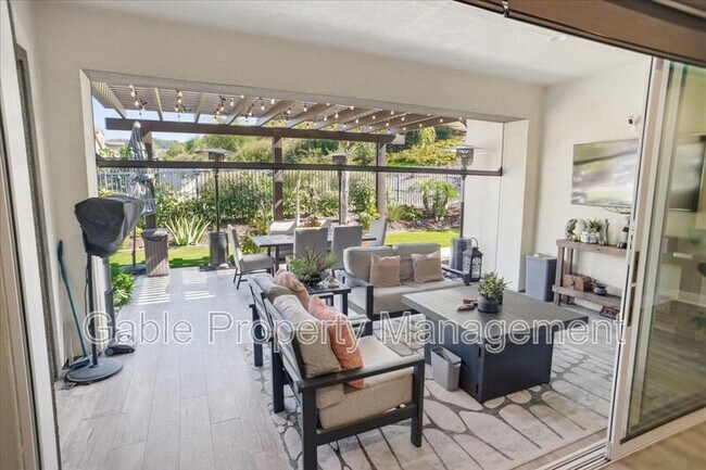 Building Photo - 25102 Aspen Falls Dr