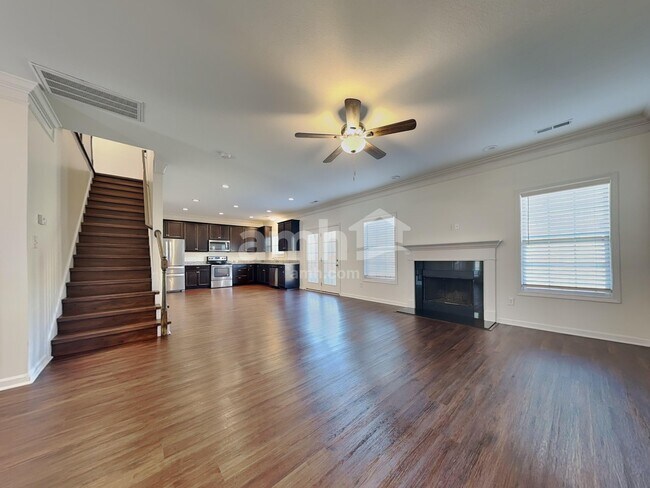 Building Photo - 8119 Cambridge Reserve Dr