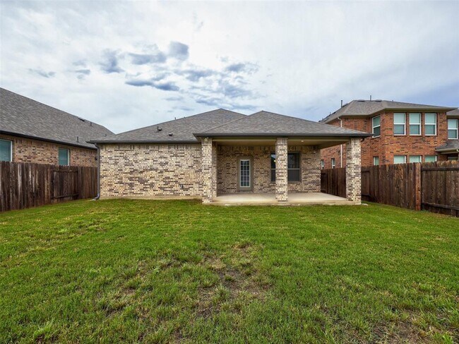 Building Photo - 1045 Arbor Acres Loop