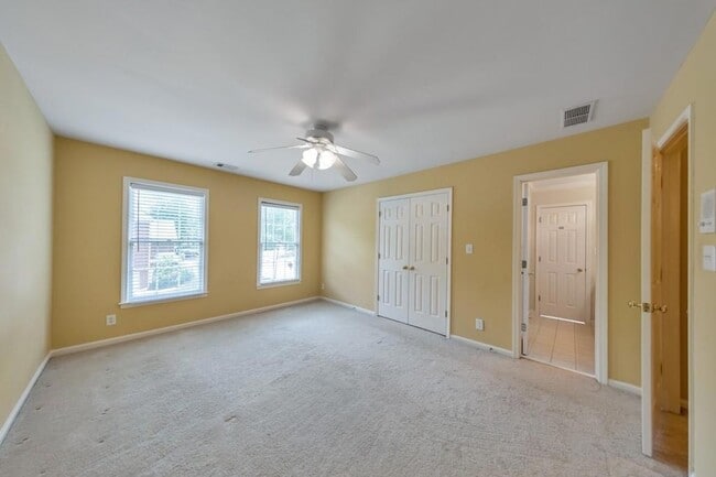 Building Photo - 5321 Edgerton Dr