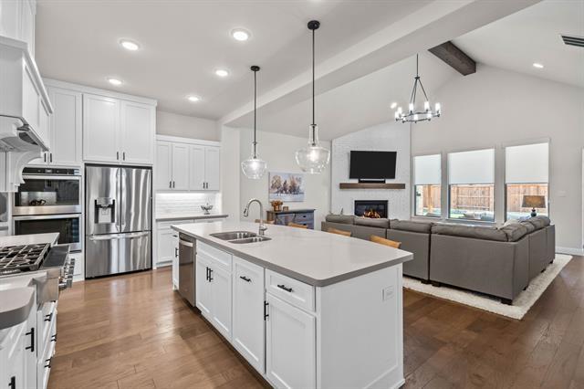 Building Photo - 3861 Dewberry Ln