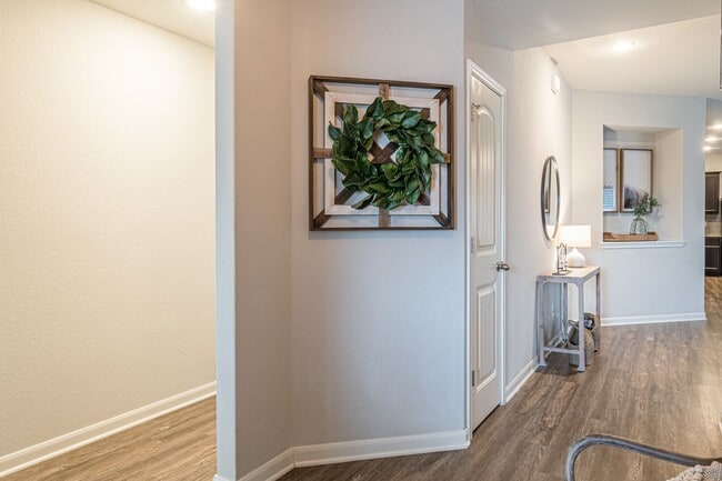 Building Photo - 2569 McCrae