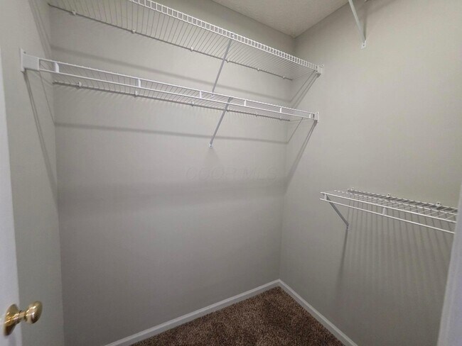 Building Photo - 7253 Fablegate Ct