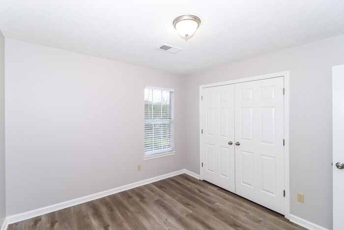 Building Photo - 7418 Overcreek Ln