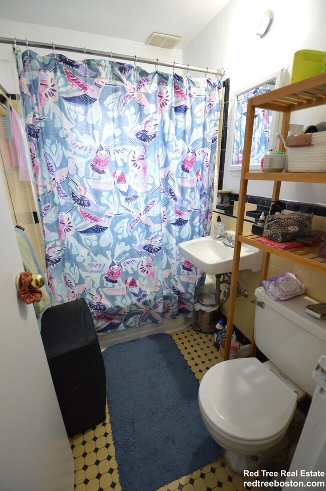 Building Photo - 1 Catenacci Way