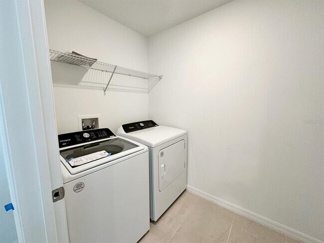 Building Photo - 3825 Capri Coast Dr