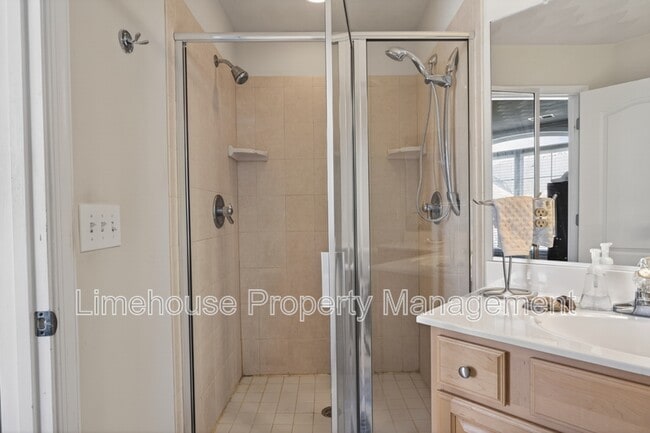 Building Photo - 5504 Taylors Walke Ln