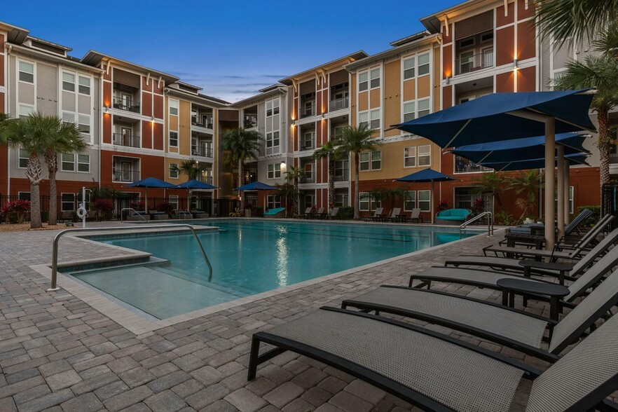 Venue at Lakewood Ranch - Refreshing Pool with Lap Lines - Venue at Lakewood Ranch