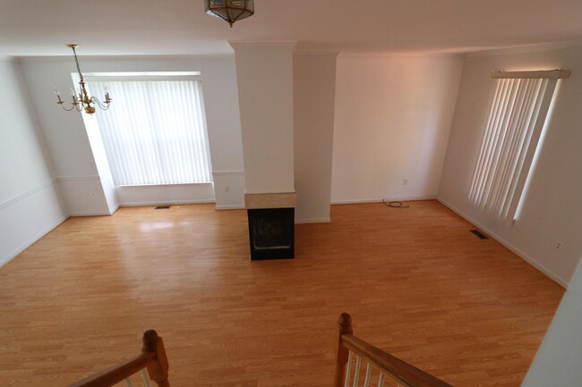 Building Photo - 3 BD Townhouse in Brightwood Forest (Stafford, VA)