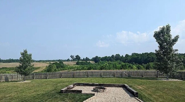 Building Photo - 108 Carriage Hills Ln