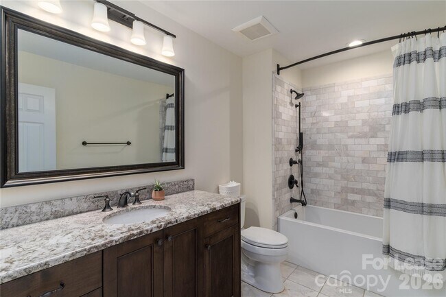 Building Photo - 16647 Greenfarm Rd