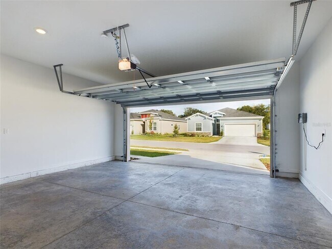 Building Photo - 7432 SW 76th Ter