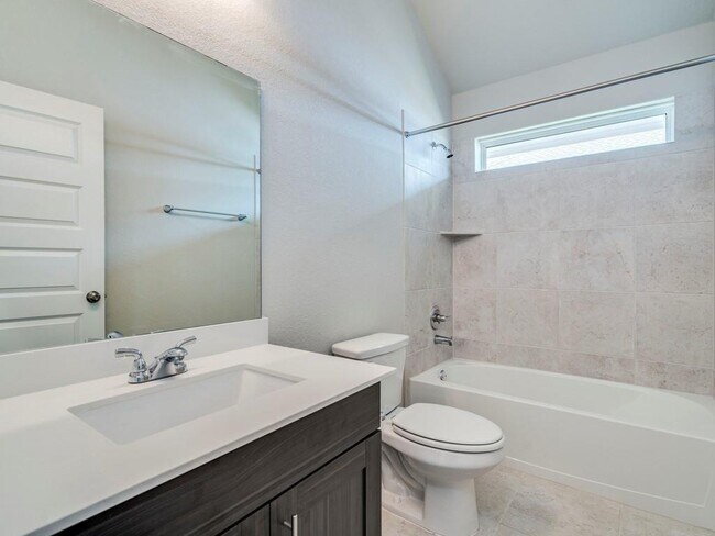 Building Photo - 270 Rimrock Ct