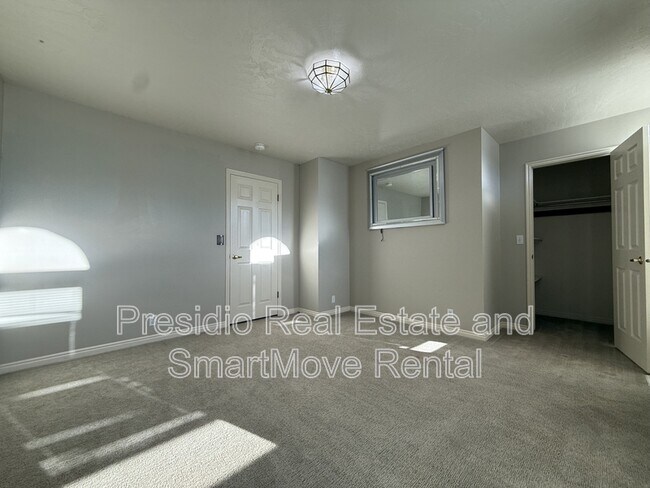 Building Photo - 3408 S Huntington Dr
