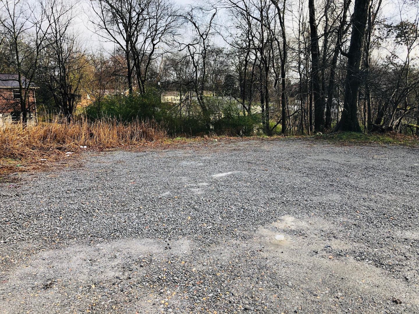 Building Photo - 191 Oak St