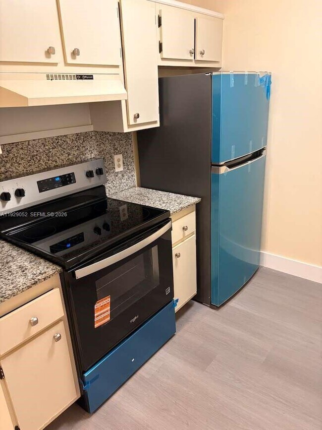 Building Photo - 200 SW 132nd Way