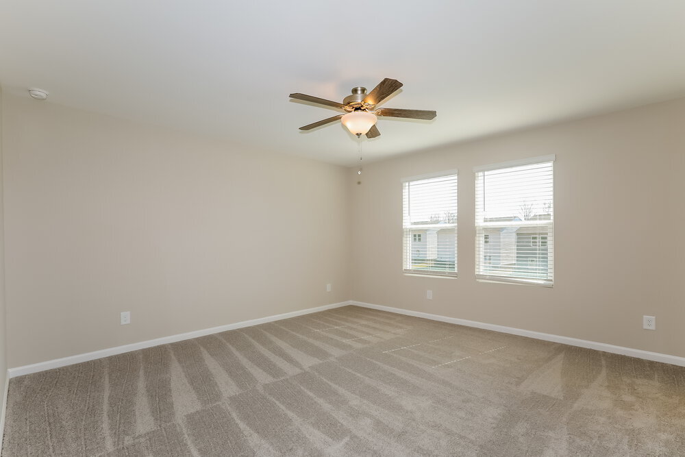 Building Photo - 637 Knightsbridge Ln