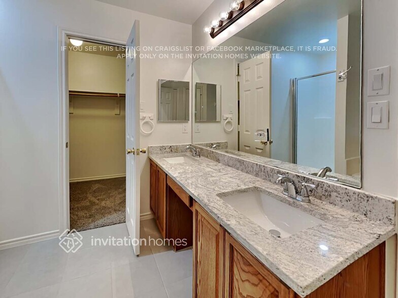 Building Photo - 5609 Parkplace Dr