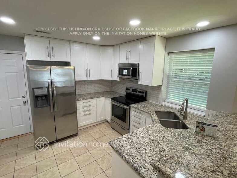 Building Photo - 7355 Oxford Bluff Dr