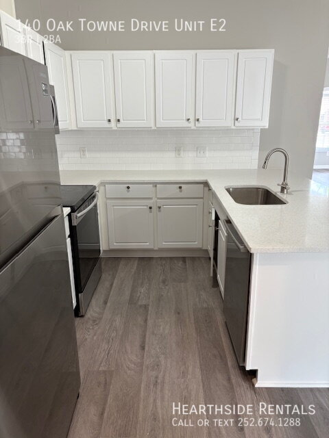 Building Photo - 140 Oak Towne Dr