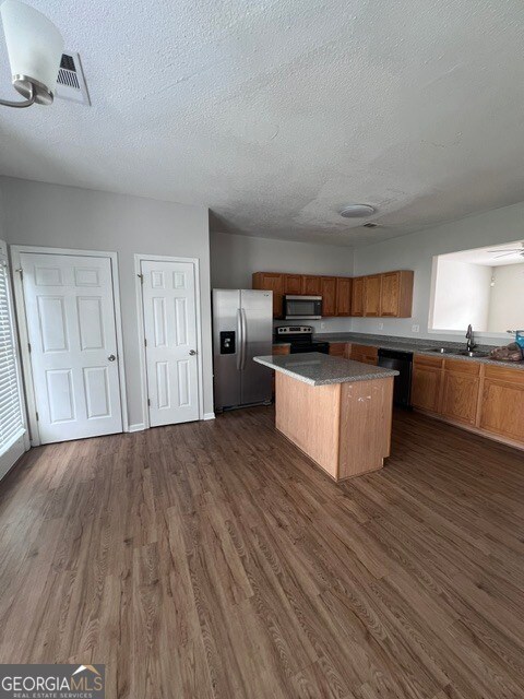 Building Photo - 2770 Parkway Cove