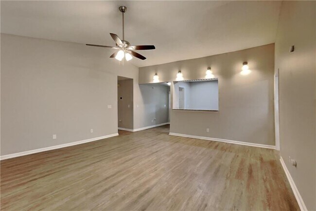 Building Photo - 3883 Nowlin Rd