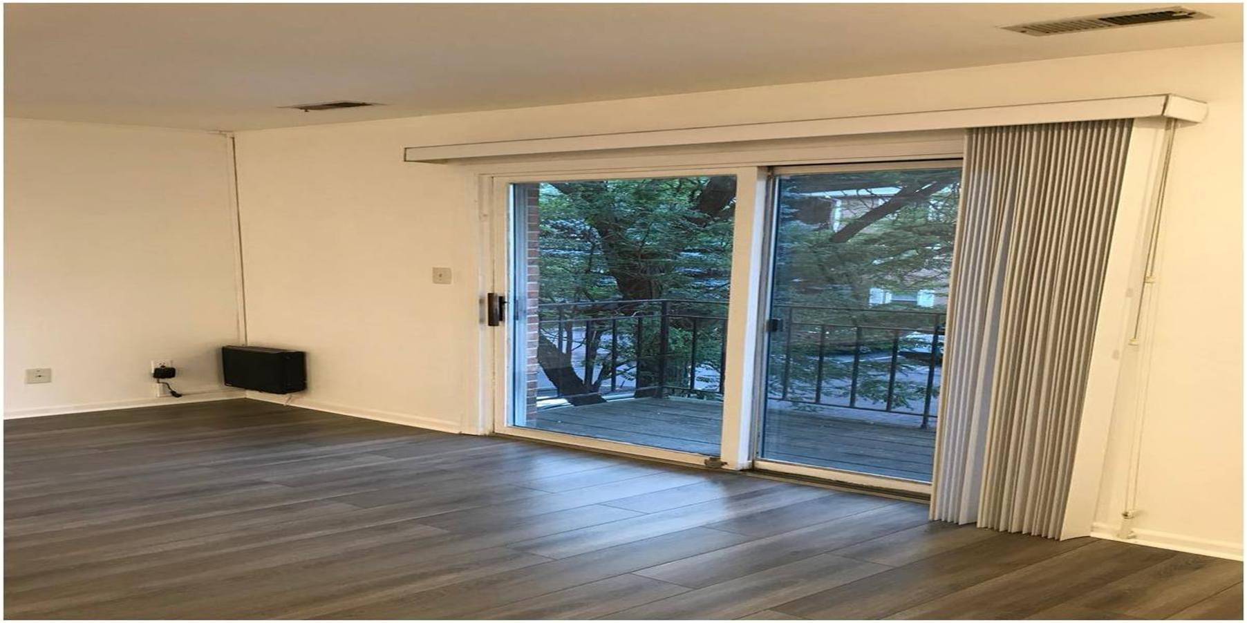 Building Photo - 18 John St