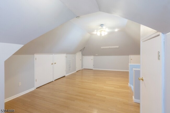 Building Photo - 617 Washington Ave