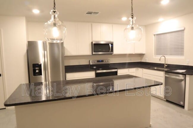 Building Photo - 2783 N Mulberry Pl