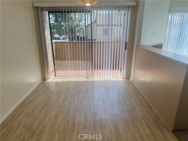 Building Photo - 9385 Mesa Verde Dr