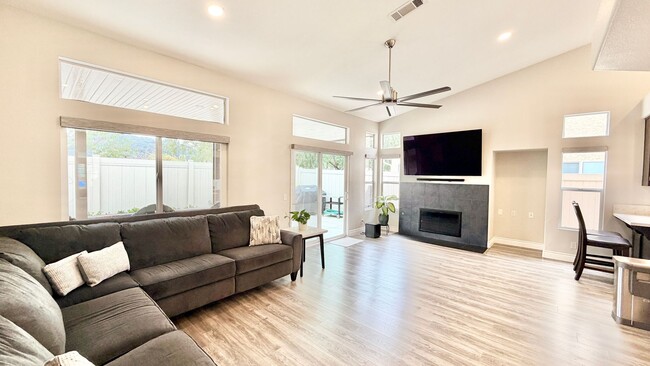 Building Photo - Lovely Single-Story Home in the Friendly and Desirable Lake Rancho Viejo Community of Fallbrook!