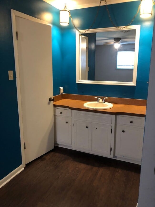 Building Photo - Charming 3-Bedroom Home in a Great Searcy Location!